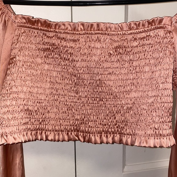 Better Be Medium Peach Satin Crop Top Long Sleeve - Picture 4 of 13